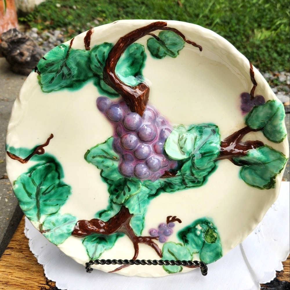 RAISED DIVIDED SERVING PLATE WITH GRAPES SIGNED AND DATED 2014